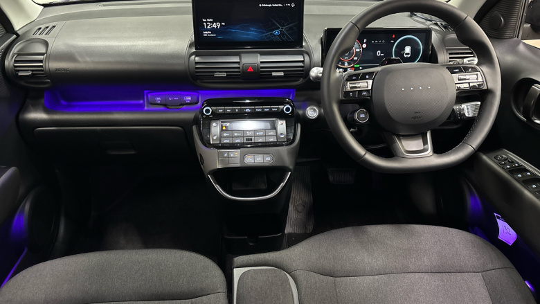 Hyundai INSTER 85kW 02 49kWh 5dr Auto Electric Hatchback